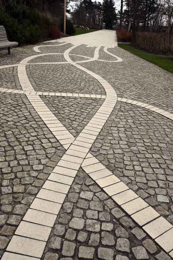 Weg sch&ouml;n gestaltet