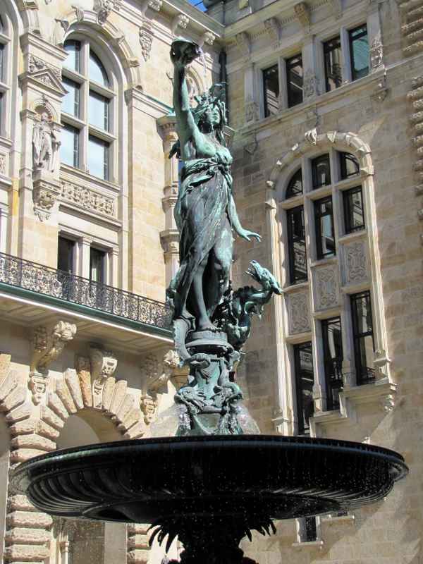 Hamburg, Hygieia-Brunnen