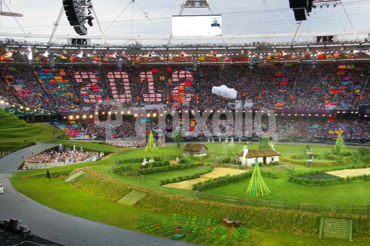 Olympiastadion London 2012 vor der Eröffnungsfeier