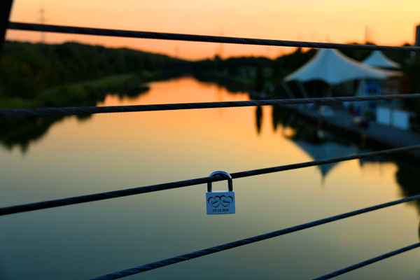 Sonnenuntergang am Rhein-Herne Kanal