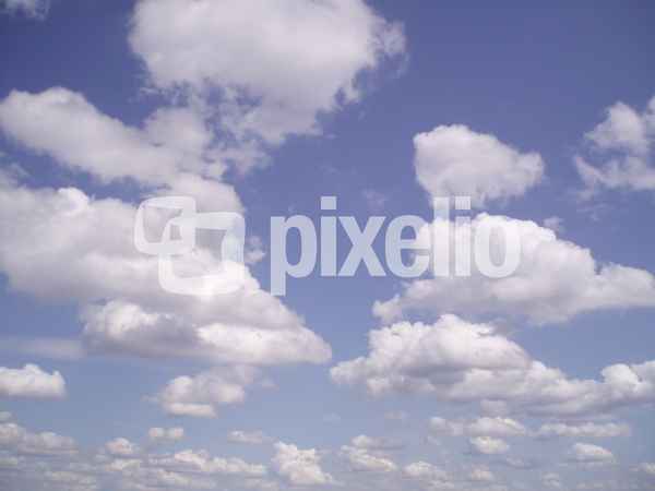 Schäfchenwolken