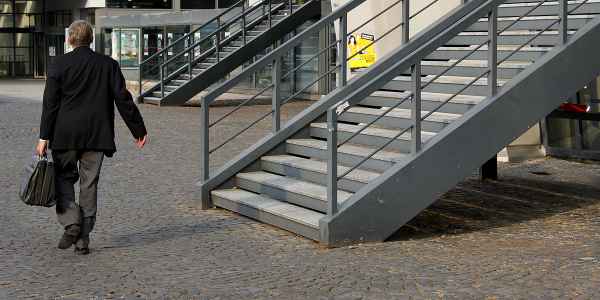 Professor? Lehrer? Beamter?