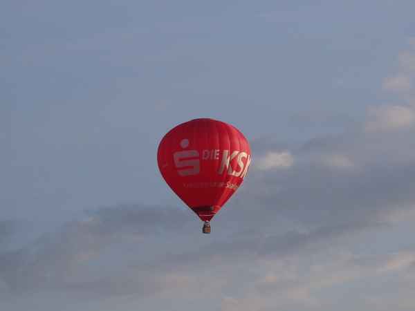 Heißluftballon .