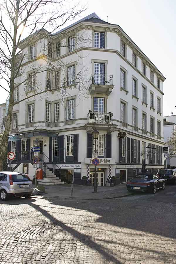 Eckhaus  Milchstrasse