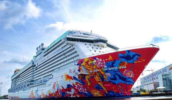 Kreuzfahrtschiff - Genting Dream -