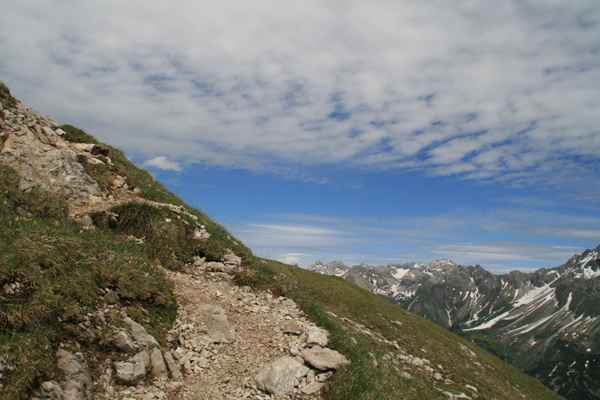 Wanderweg nahe der Mindelheimer Hütte / Foto: Alexander Hauk