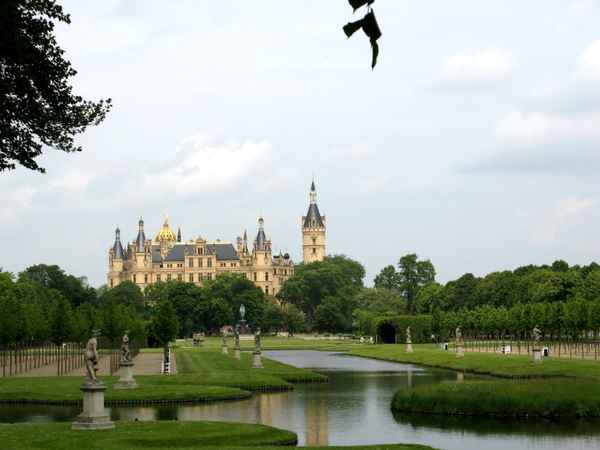 Blick vom Schlosspark aus
