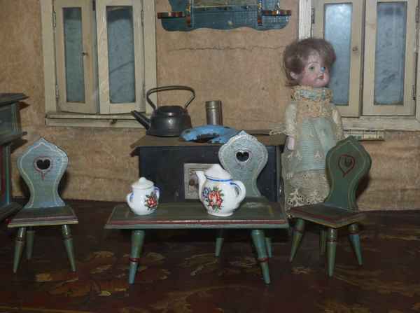 Alte Puppenstube 1