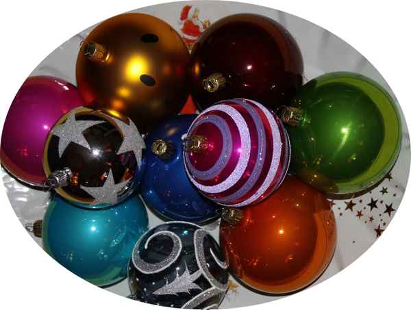 Bunter Weihnachtsschmuck