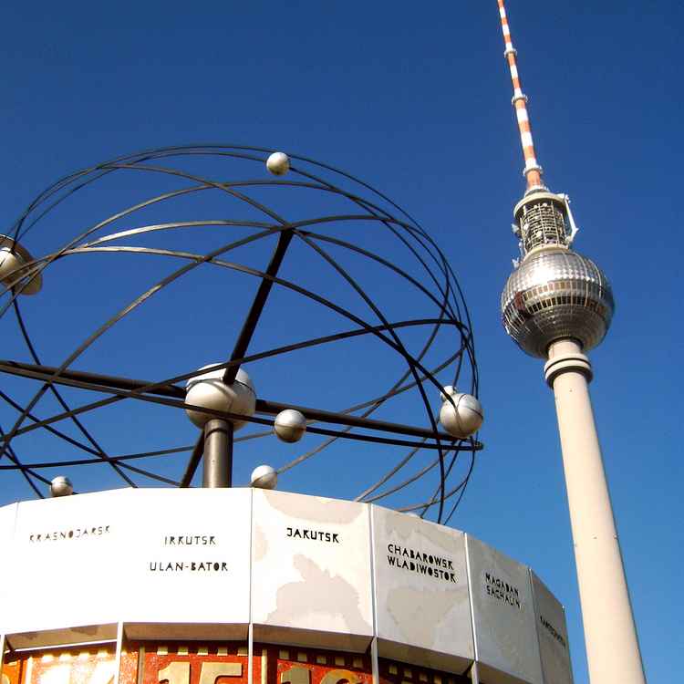Fernsehturm und Weltzeituhr