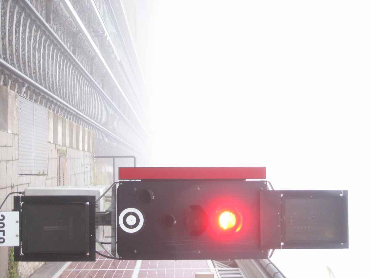 S-Bahnhof "Berlin Wannsee" zu früher Morgenstund