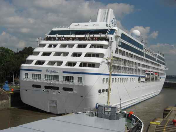 Kreuzfahrtschiff "REGATTA" 2
