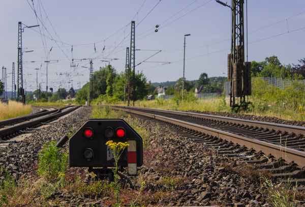 Schutzsignal Sh HALT!