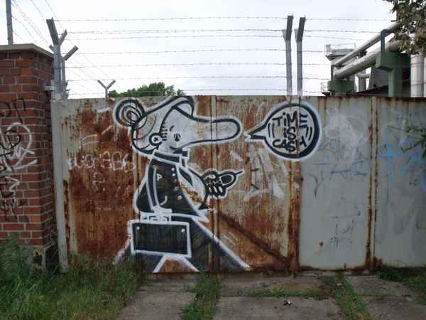 Streetart Time is Cash