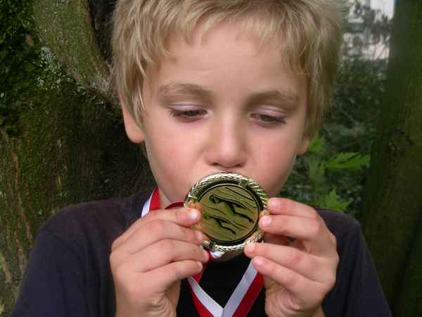 Erste Goldmedaille (1)