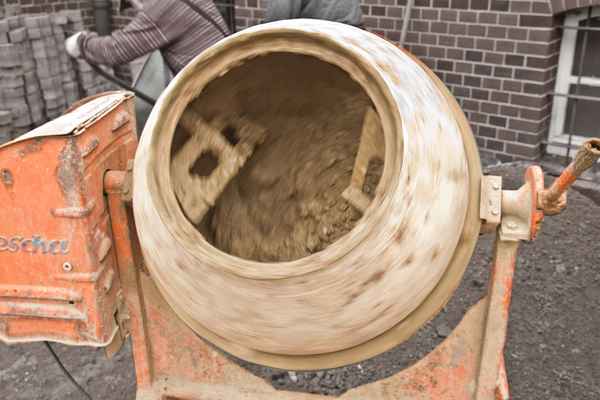 Beton-Mischer 1