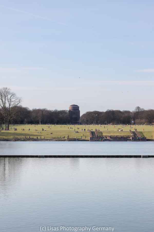 in der Ferne...Planetarium