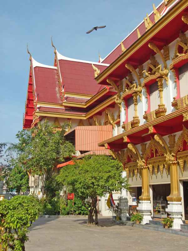 Wat Klang Kalasin, Thailand