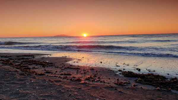 sonnenaufgang am Strand von Folelli