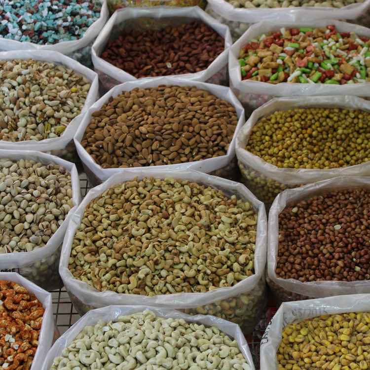 Oman - Waren auf dem Souk