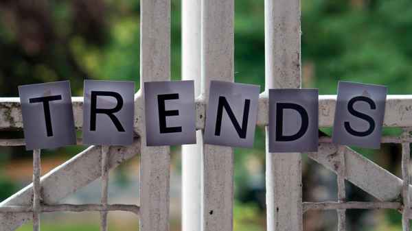 Trends als Titel in einzelnen Buchstaben