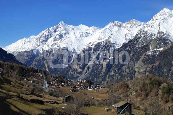 Niedergrächen mit Weisshorn und Bishorn