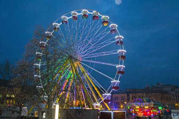 Riesenrad auf dem Jenaer Weihnachtsmarkt