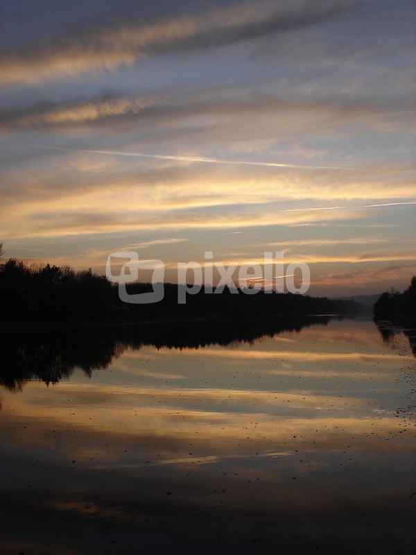 Donau im Abendlicht