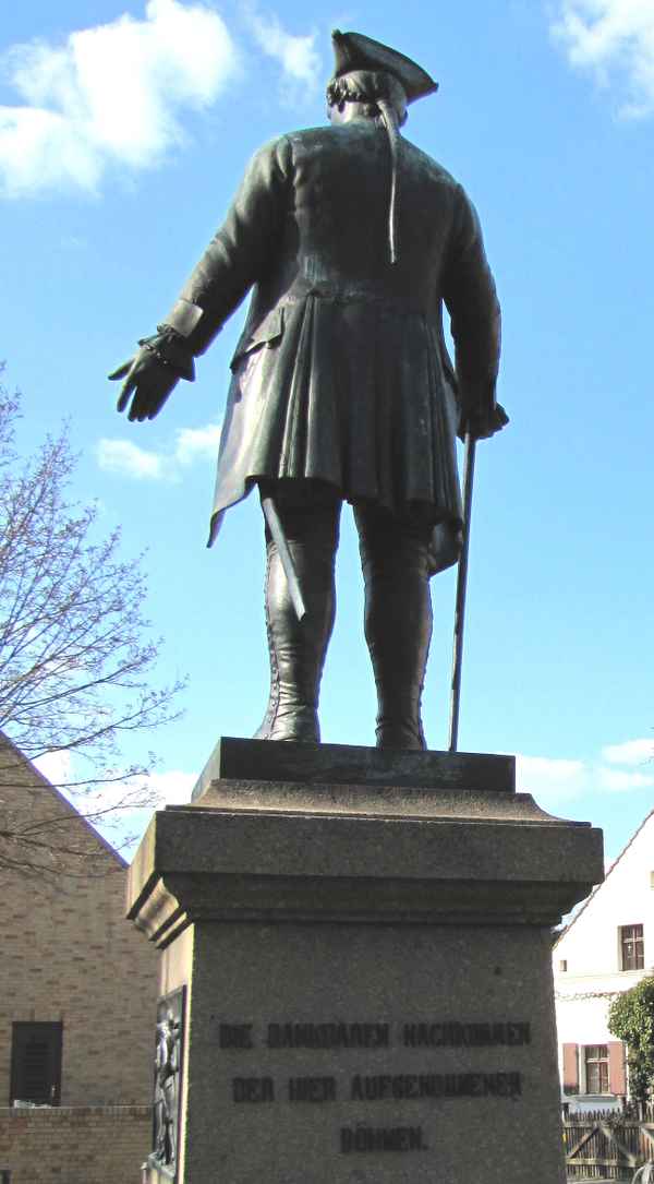 Berlin-Neukölln, Friedrich Wilhelm I. (Rückfront)