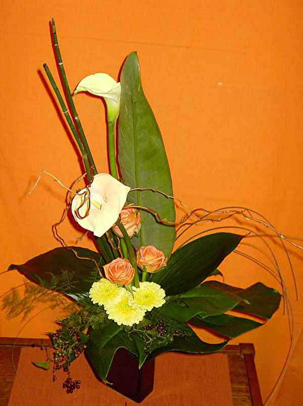 Blumen-Arrangement orange