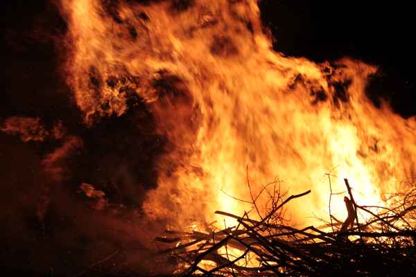osterfeuer