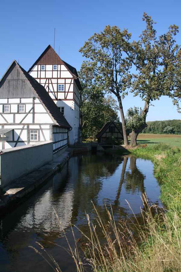 Mühle Schlunzig im  Frühherbst