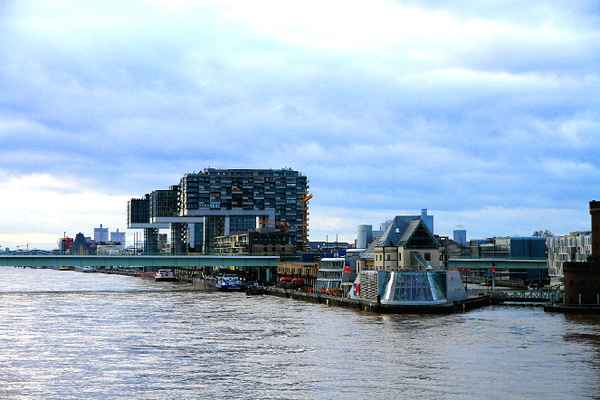 NOBELSTADTTEIL RHEINAUHAFEN