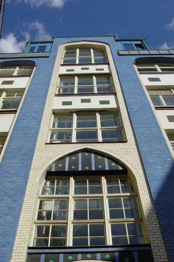 Blaues Gebäude