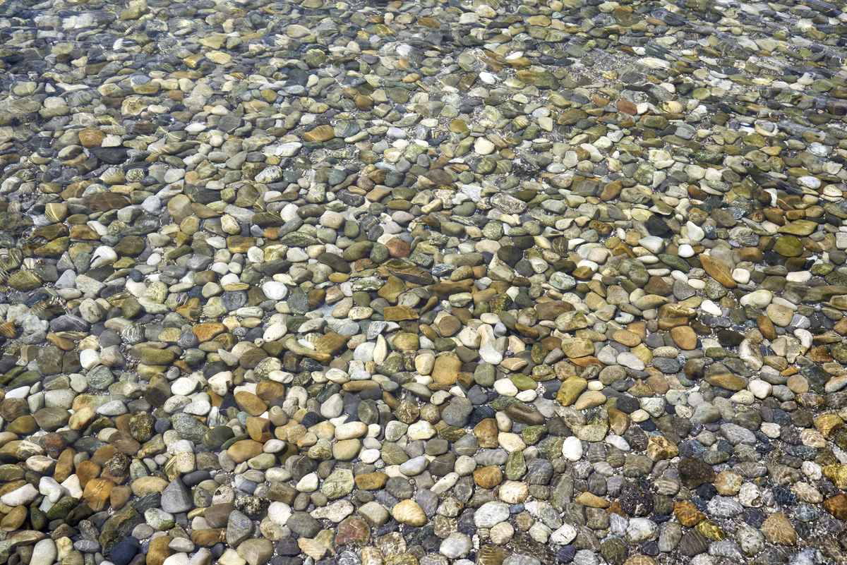 Steine im Wasser