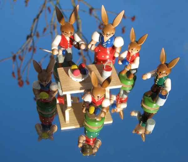Gespiegelte Osterhasen