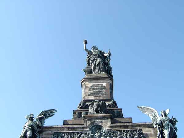 Germania in Rüdesheim 03