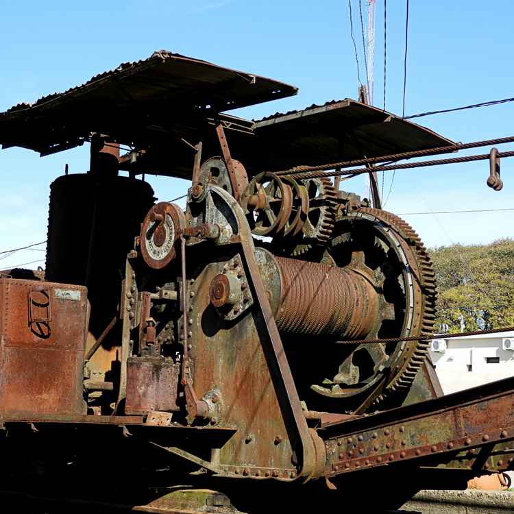 Dampfkranwagen aus früherer Zeit