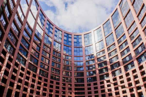 Europa-Parlament Straßburg innen - quer 2