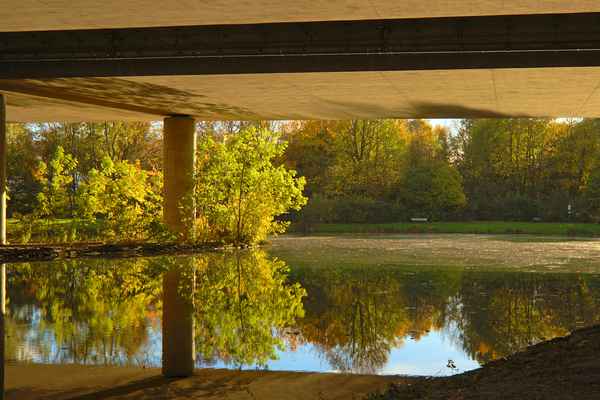 Unter der Brücke IV