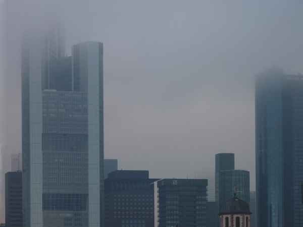 Nebulöse Geschäfte? .