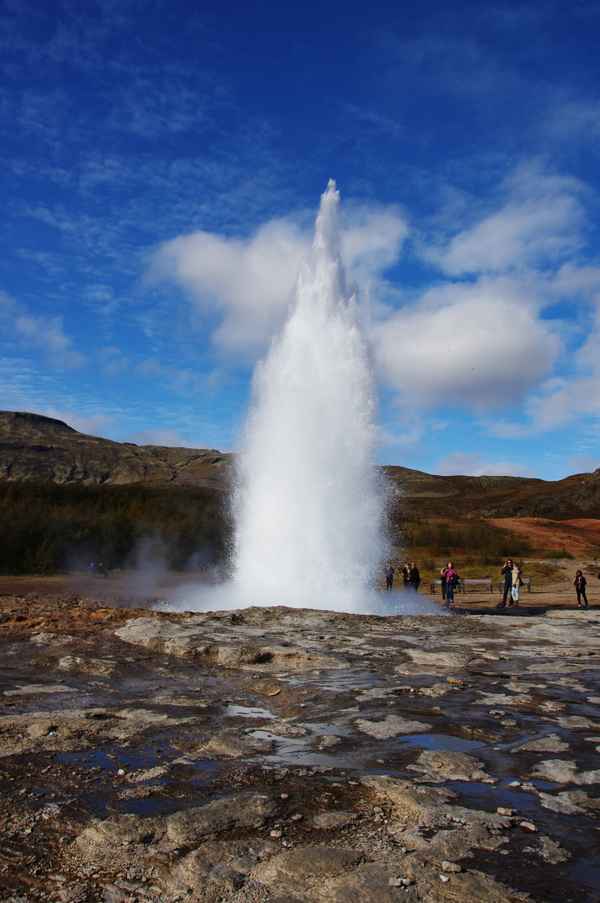 Strokkur 2