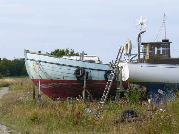 Schiffe an Land in Sundsøre