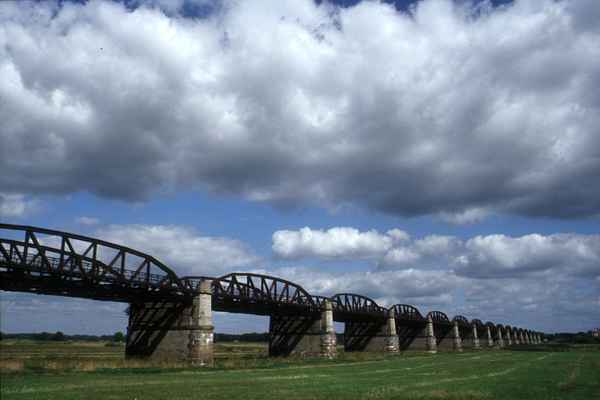 Alte Dömitzer Eisenbahnbrücke