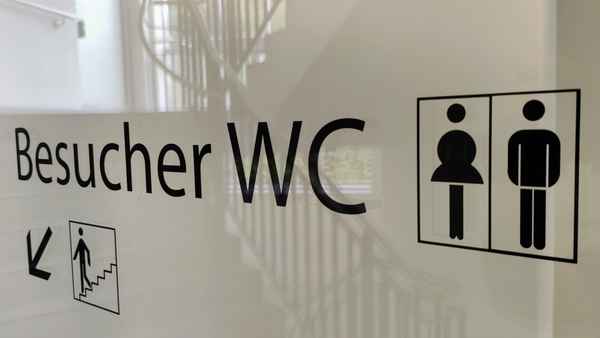 Toiletten Wegweiser