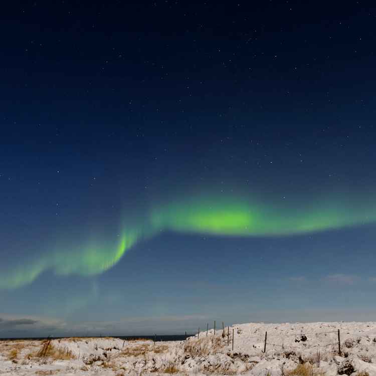 Island-Winter:Aurora