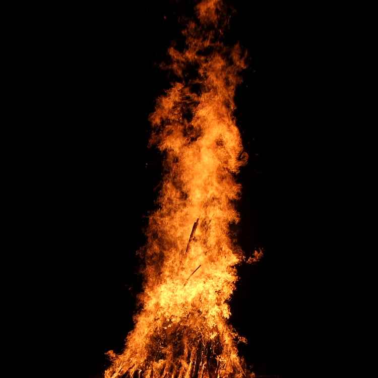 Sonnwendfeuer