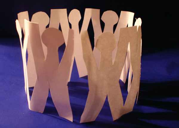 Papierkette - Hands up!