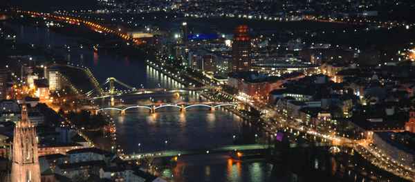 Frankfurt bei Nacht