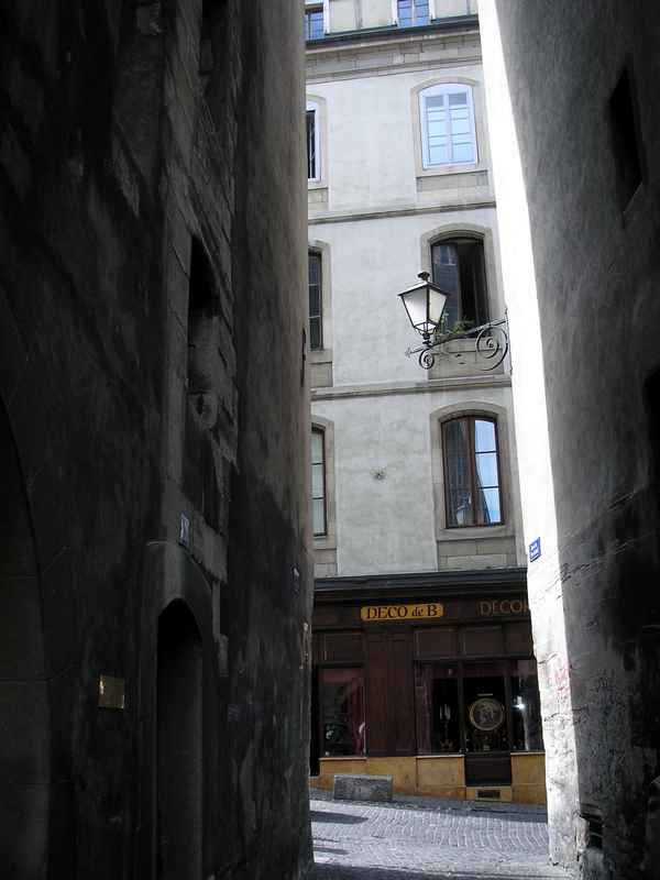 Gasse in der Altstadt von Genf